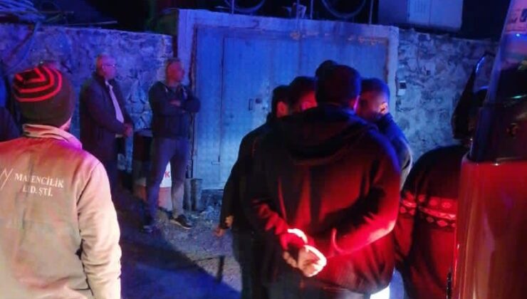 KROM MADENİNDE GÖÇÜK: 1 İŞÇİ MAHSUR KALDI