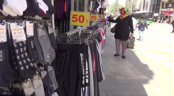 BORCU İÇİN ÇEKTİĞİ KREDİYLE DE ALIŞVERİŞ YAPTI