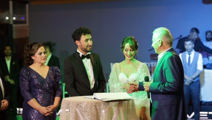 MOLLAOĞLU AİLESİNİN EN MUTLU GÜNÜ