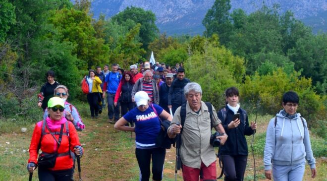 SERİNHİSAR’DA BAHAR YÜRÜYÜŞÜ GERÇEKLEŞTİRİLDİ