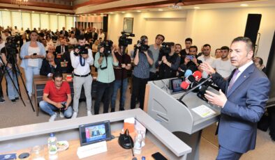 TOBB BAŞKANI HİSARCIKLIOĞLU, DENİZLİ İŞ DÜNYASI İLE BULUŞTU