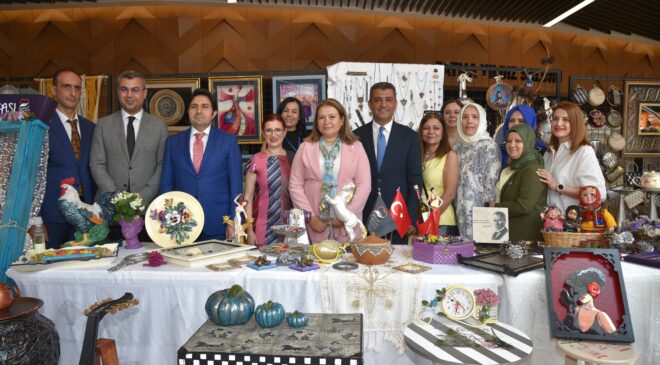 HAYAT BOYU ÖĞRENMEYE DEVAM EDEN KURSİYERLERİN ESERLERİ GÖRÜCÜYE ÇIKTI