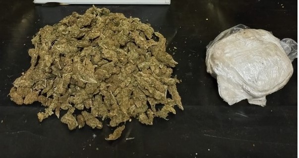 UYUŞTURUCU TACİRLERİ YAKAYI ELE VERDİ