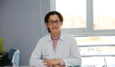 PROF. DR. SAÇAR, MAYMUN ÇİÇEĞİ VİRÜSÜNDEN KORUNMA YÖNTEMLERİNİ ANLATTI