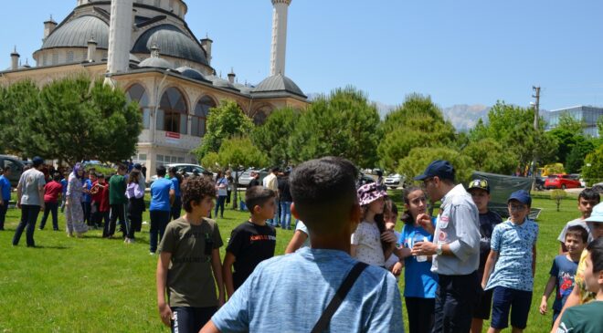 ÇEVRE VE DEĞERLERİNE DUYARLI ÇOCUKLAR KÜLTÜR ŞENLİĞİNDE BULUŞTU