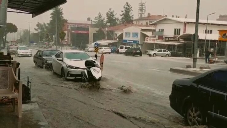 YAĞMUR VE DOLU YAĞIŞI SU BASKINLARINA NEDEN OLDU
