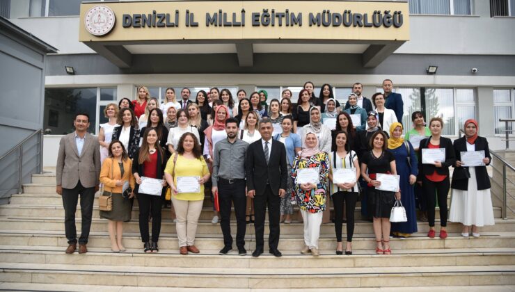 ÖĞRETMENLER, ÖĞRENCİLERİ İÇİN YENİLİKÇİ İÇERİKLER ÜRETİYOR