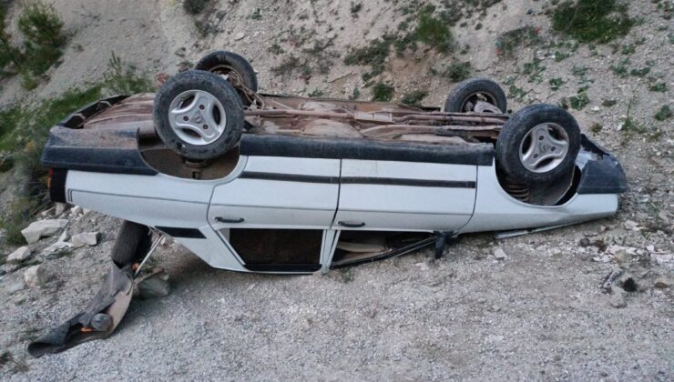 VİRAJI ALAMAYAN OTOMOBİL TAKLA ATIP TERS DÖNDÜ; 1 YARALI