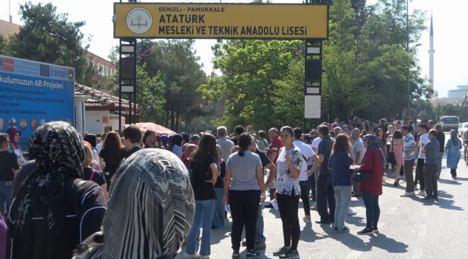 Sınava yetişemeyince büyük üzüntü yaşadı