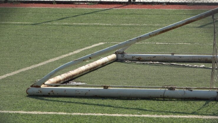 KALE DİREĞİNİN ALTINDA KALAN EREN YAŞAMA TUTUNAMADI