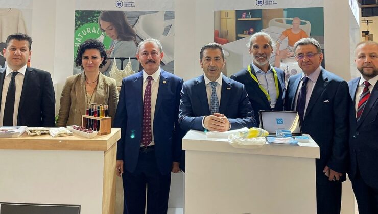 DENİZLİ’DE HASTALAR İÇİN GELİŞTİRİLEN KUMAŞ FUARIN GÖZDESİ OLDU