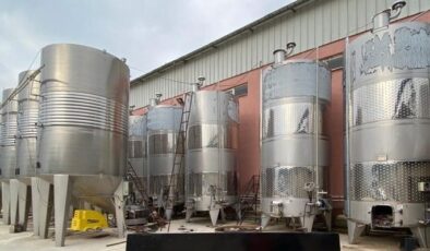 KAPATILAN ŞARAP FABRİKASINDAN GİZLİ SATIŞ