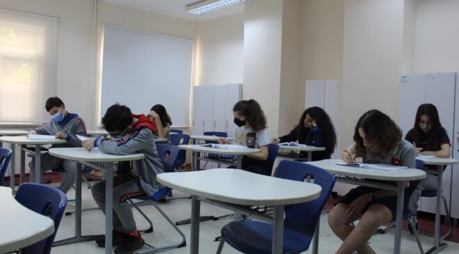 LGS’DE TÜRKİYE 1’İNCİLERİNDEN BİRİSİ DENİZLİ’DEN