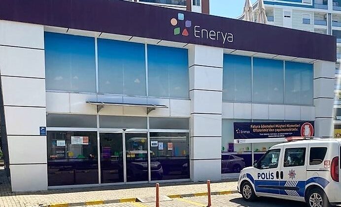 ENERYA, BAYRAM ÖNCESİ 60 ÇALIŞANINI İŞTEN ÇIKARDI