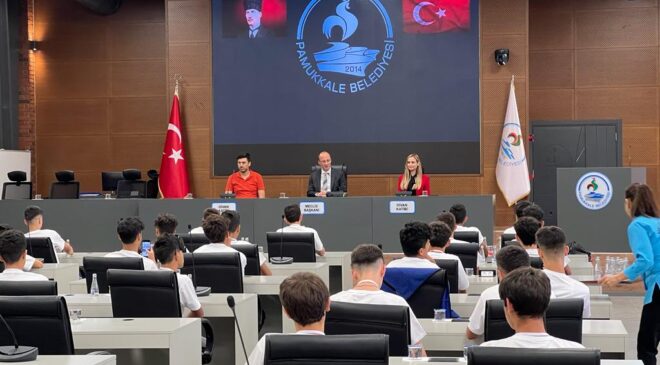 ”BİZ ANADOLUYUZ” PROJESİ İLE GENÇLERE DENİZLİ TANITILDI