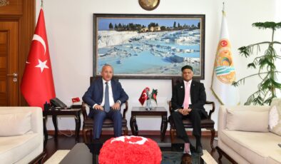 BÜYÜKELÇISI MOSUD MANNAN’DAN, VALI ALI FUAT ATIK’E ZIYARET