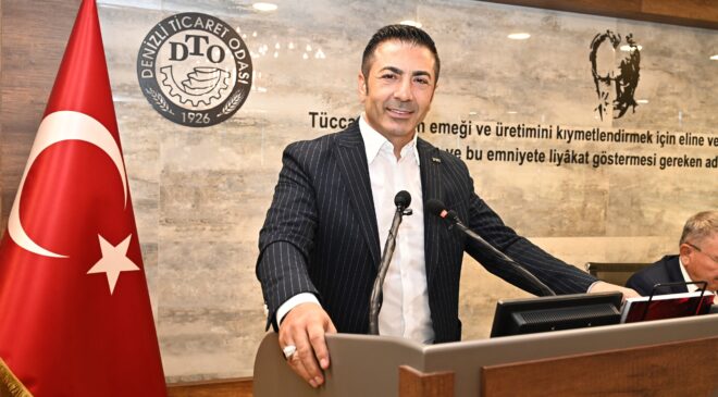 BAŞKAN ERDOĞAN, İHRACATÇILARI BAŞARILARINDAN DOLAYI KUTLADI