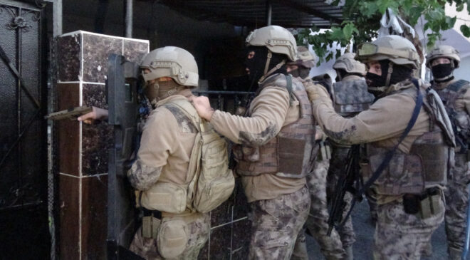 ORGANİZE SUÇ ÖRGÜTLERİNE ‘TÜMÖR’ OPERASYONU