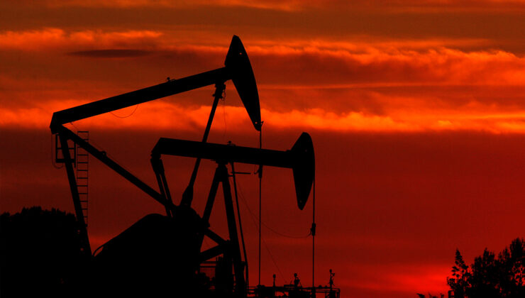 BRENT PETROL 100 DOLARIN ALTINI GÖRDÜ