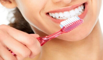 AĞIZ BAKIM SULARINDAKİ TEHLİKE: TAT ALMA DUYUSUNU ETKİLİYOR