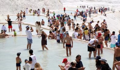 TURİZMCİLER ÇARDAK HAVAALANI’NA YAPILAN SEFERLERİNİN ARTTIRILMASINI BEKLİYOR