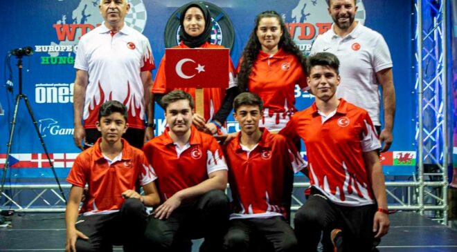 PAMUKKALELİ GENÇ SPORCULAR MADALYAYLA DÖNDÜ