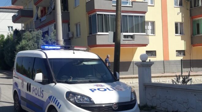 BALKONDAN DÜŞEN MİNİK NİL, HAYATA TUTUNAMADI