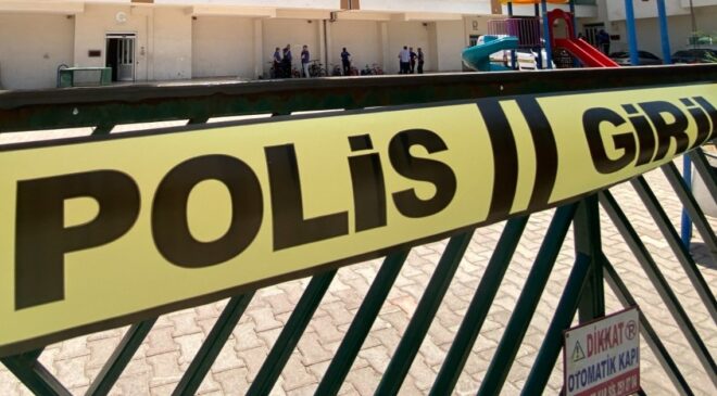 EŞİ TARAFINDAN BIÇAKLANAN KADIN AĞIR YARALANDI