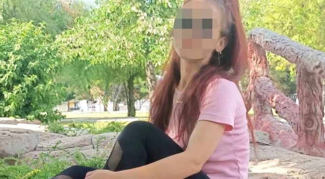 Bıçakla ağır yaraladığı eşinin hesabından canlı yayın yaptı