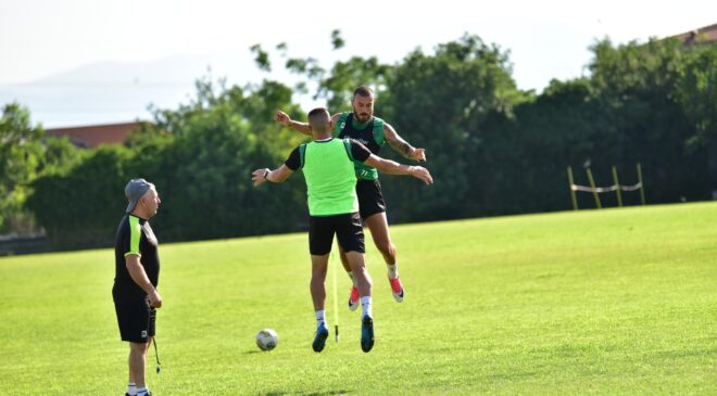 MESUT BAKKAL KAMP ÖNCESİ TAKIMI DEĞERLENDİRDİ