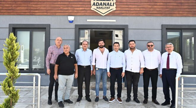 BAŞKAN ERDOĞAN, ÜYELERİNE GİDİYOR VE DİNLİYOR