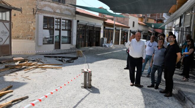 ÇEVRE KİRLİLİĞİ OLUŞTURAN DÜKKANLARIN YIKIMI BAŞLADI