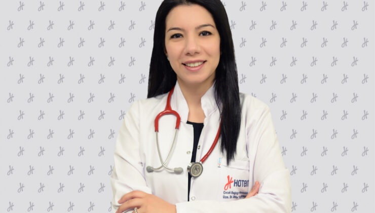 UZMANLAR ANNE SÜTÜNÜN ÖNEMİNİ ANLATTI