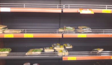 TARIM KREDİ MARKET RAFLARI 1 GÜNDE BOŞALTILDI