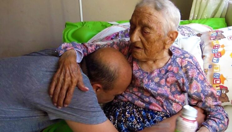 ÖMRÜNÜ GÖZÜ GİBİ BAKTIĞI ANNESİNE ADADI