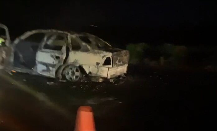 OTOMOBİL ALEV TOPUNA DÖNDÜ