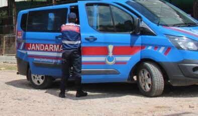 OĞLUNUN DARP EDİLDİĞİNİ GÖREN BABA DEHŞET SAÇTI; 1 ÖLÜ 3 YARALI