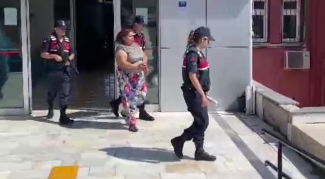 Yarım kilo eroinle yakalanan kadın tacir jandarmanın takibinden kaçamadı