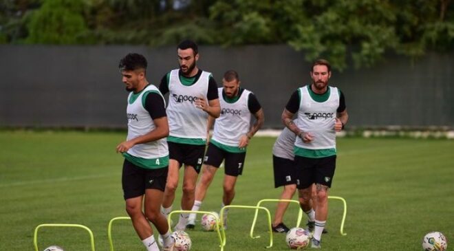 DENİZLİSPOR KÖTÜ GİDİŞATI DURDURMAK İSTİYOR