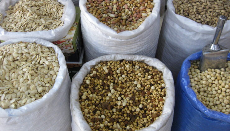 VATANDAŞ KURUYEMİŞE HASRET KALDI