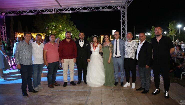 VAROL AİLESİ’NİN MUTLU GÜNÜ