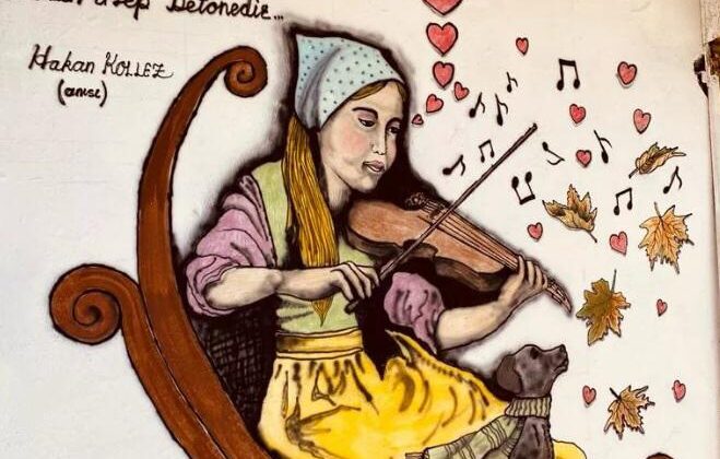 Kadın muhtarın çağrısı ile duvarlar sanat eseri doldu