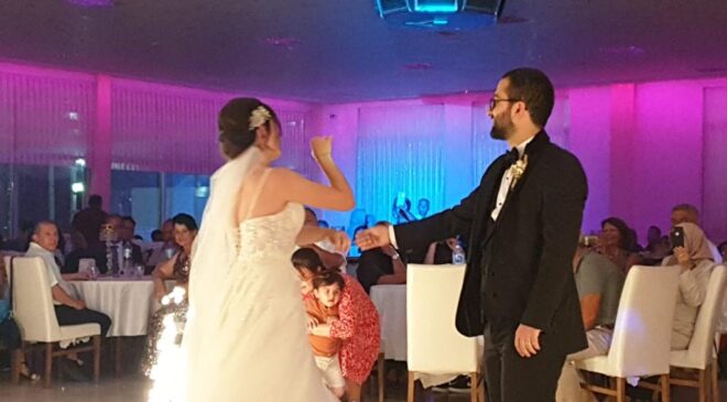 MUTLULUĞA ‘EVET’ DEDİLER