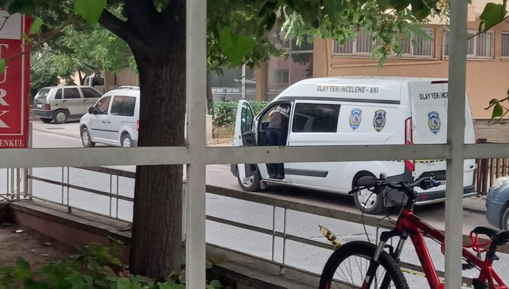 EMLAKÇI KAYINPEDERİNİN DÜKKANINA KURŞUN YAĞDIRDI