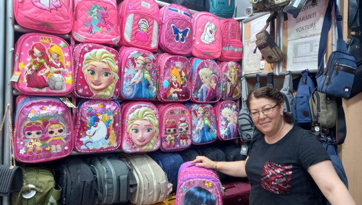 OKUL ÇANTASI SEÇİMİNDE KAFALAR KARIŞIK