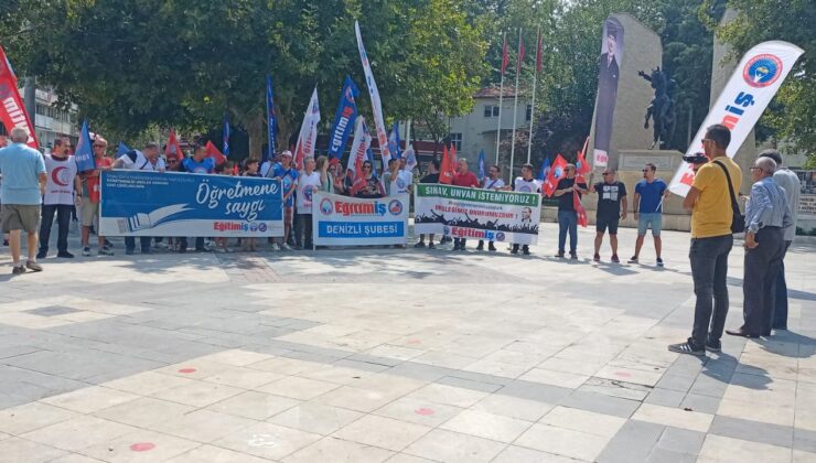 ÖĞRETMENLERDEN ‘BİZ UNVAN İSTEMİYORUZ’ EYLEMİ