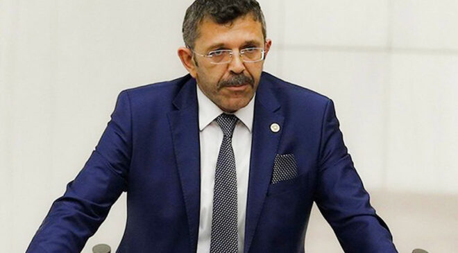 “TEKSTİL SEKTÖRÜ ÇIKMAZA SÜRÜKLENİYOR”