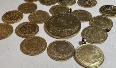 YENİ BASIM REŞAT ALTINLARA İLGİ ARTIYOR