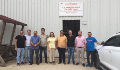 ÖZDEMİR’DEN YENİÇİFTLİK KOOPERATİFİNE ZİYARET