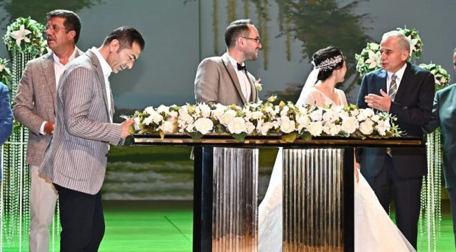 GÖRKEMLİ TÖRENLE DÜNYA EVİNE GİRDİLER